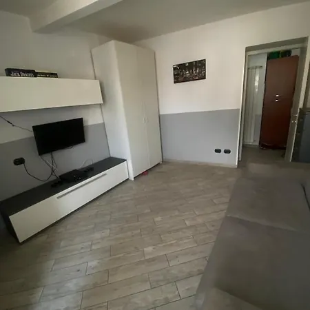 Apartment Vanity House *