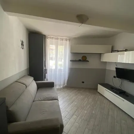Vanity House Apartment Lecco